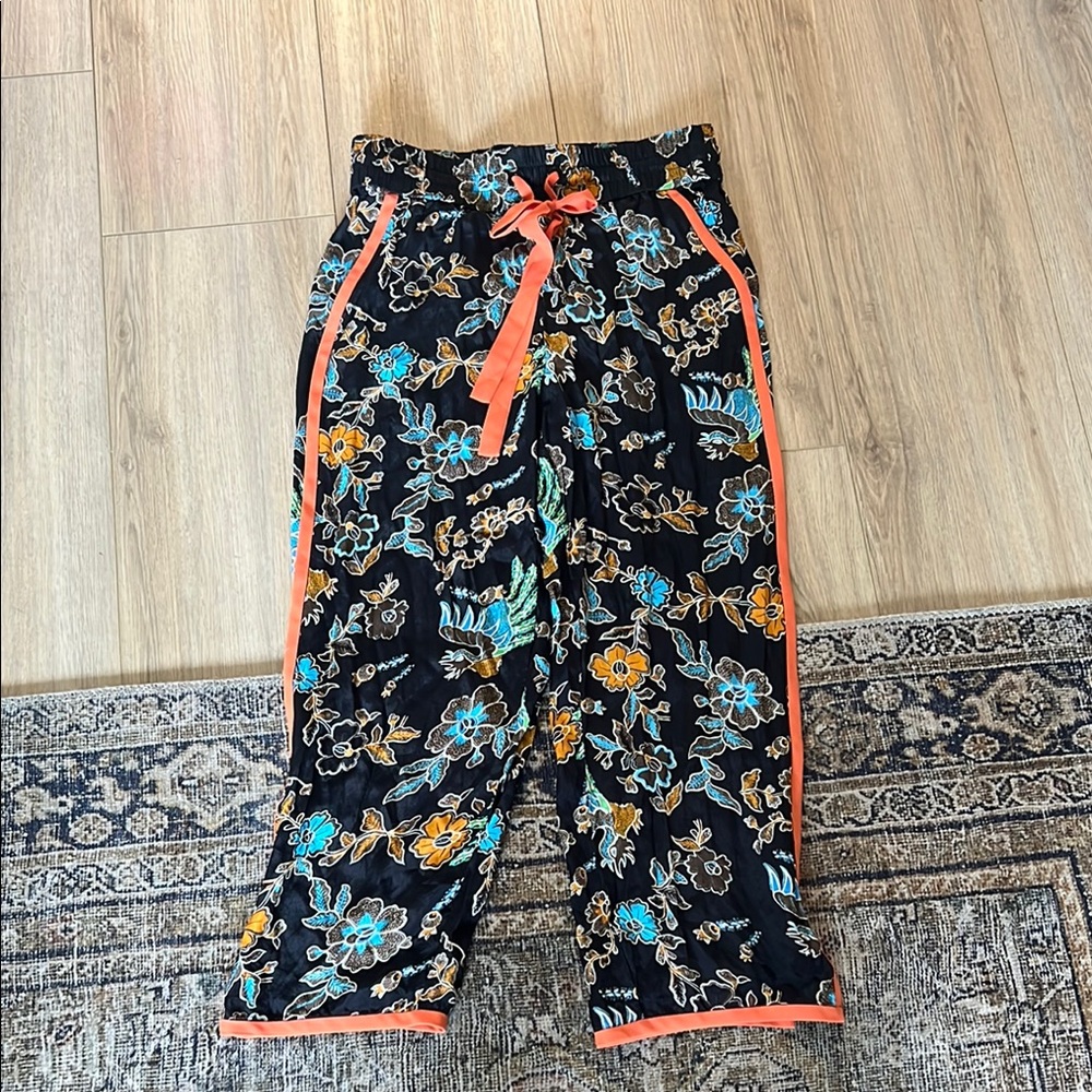 Diane Von Furstenberg Floral Silk Pullover Pants Small Black Orange Lightweight